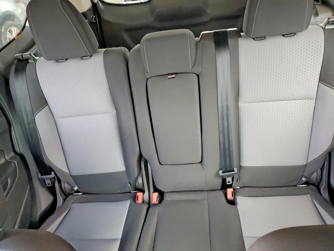2017 FORD ESCAPE SE photo 10