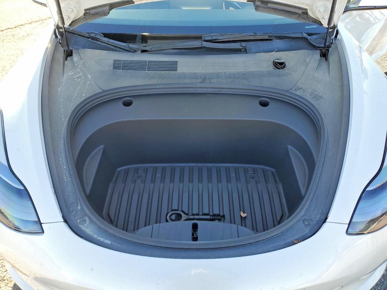 2023 TESLA MODEL 3 photo 11