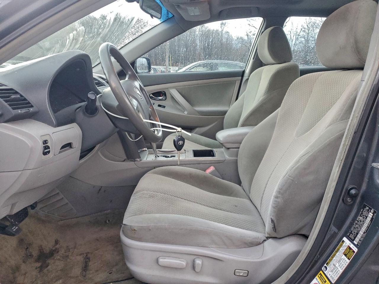 2009 TOYOTA CAMRY BASE photo 7