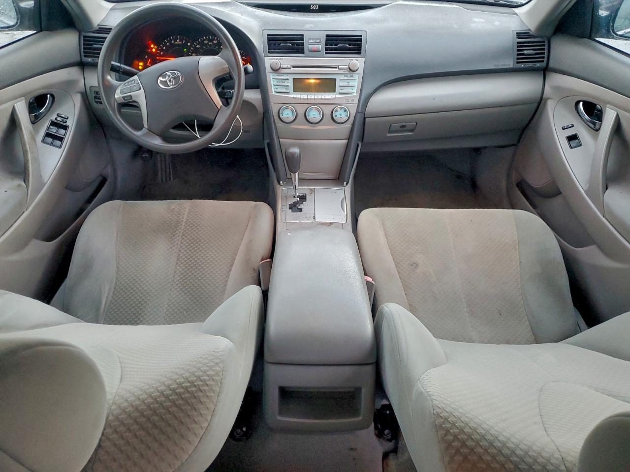 2009 TOYOTA CAMRY BASE photo 8