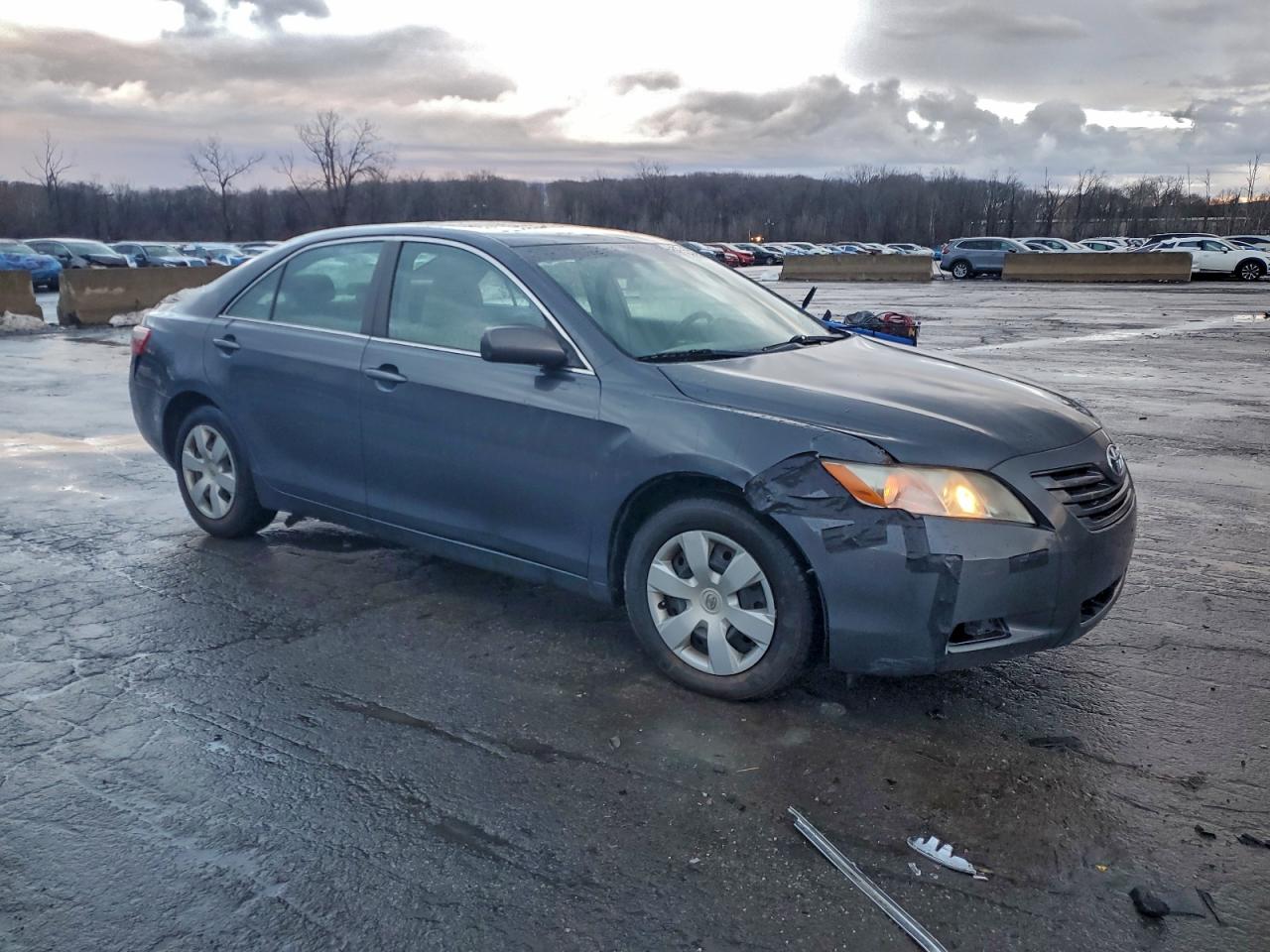 2009 TOYOTA CAMRY BASE photo 4