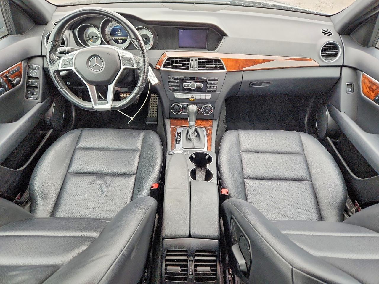 2013 MERCEDES-BENZ C 250 photo 8