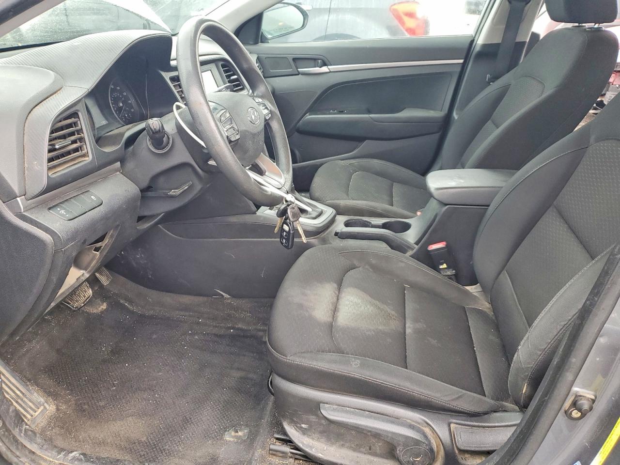 2019 HYUNDAI ELANTRA SE photo 13
