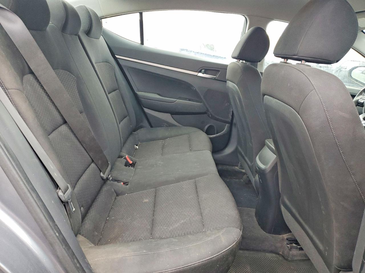 2019 HYUNDAI ELANTRA SE photo 19