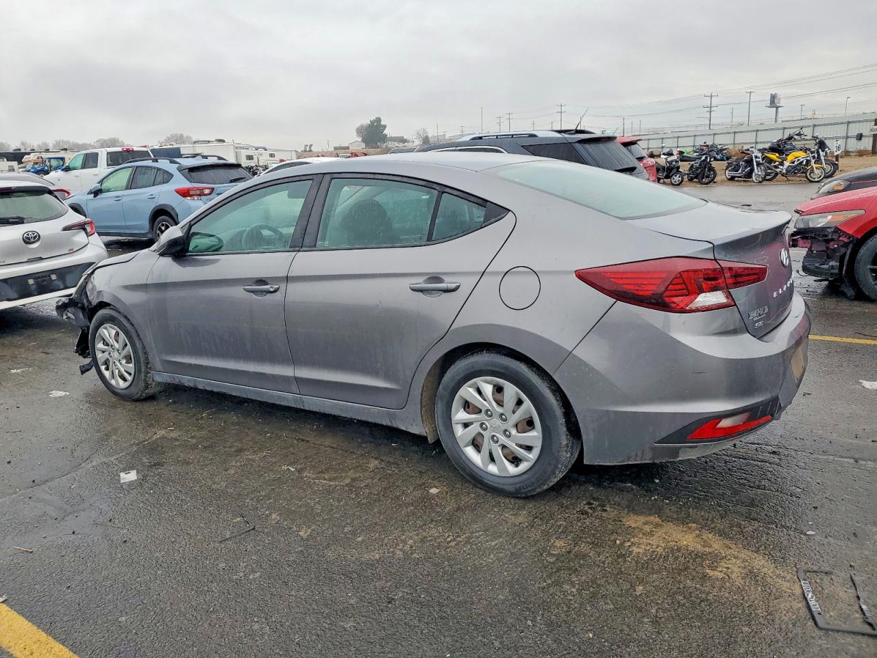 2019 HYUNDAI ELANTRA SE photo 3