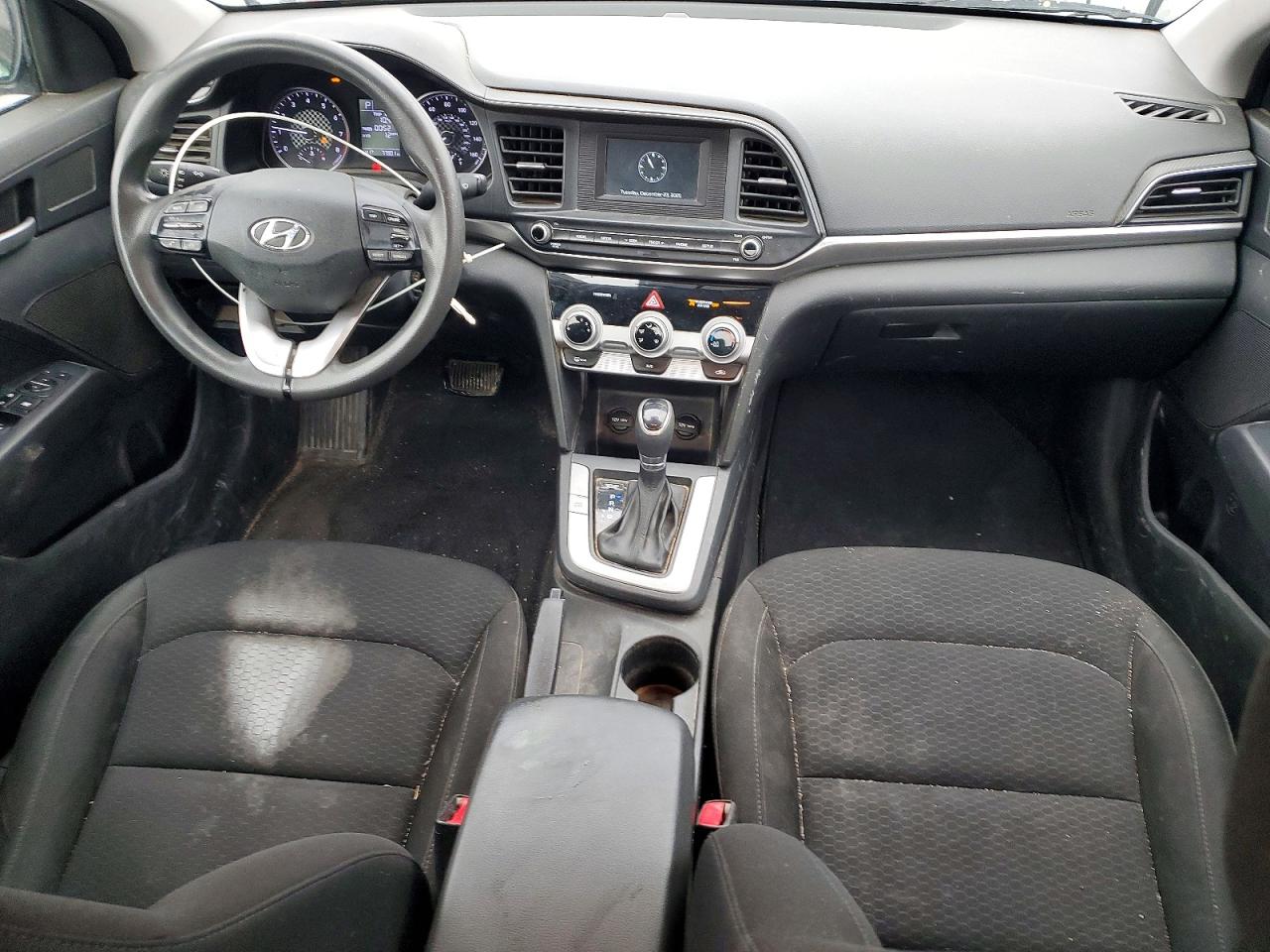 2019 HYUNDAI ELANTRA SE photo 15