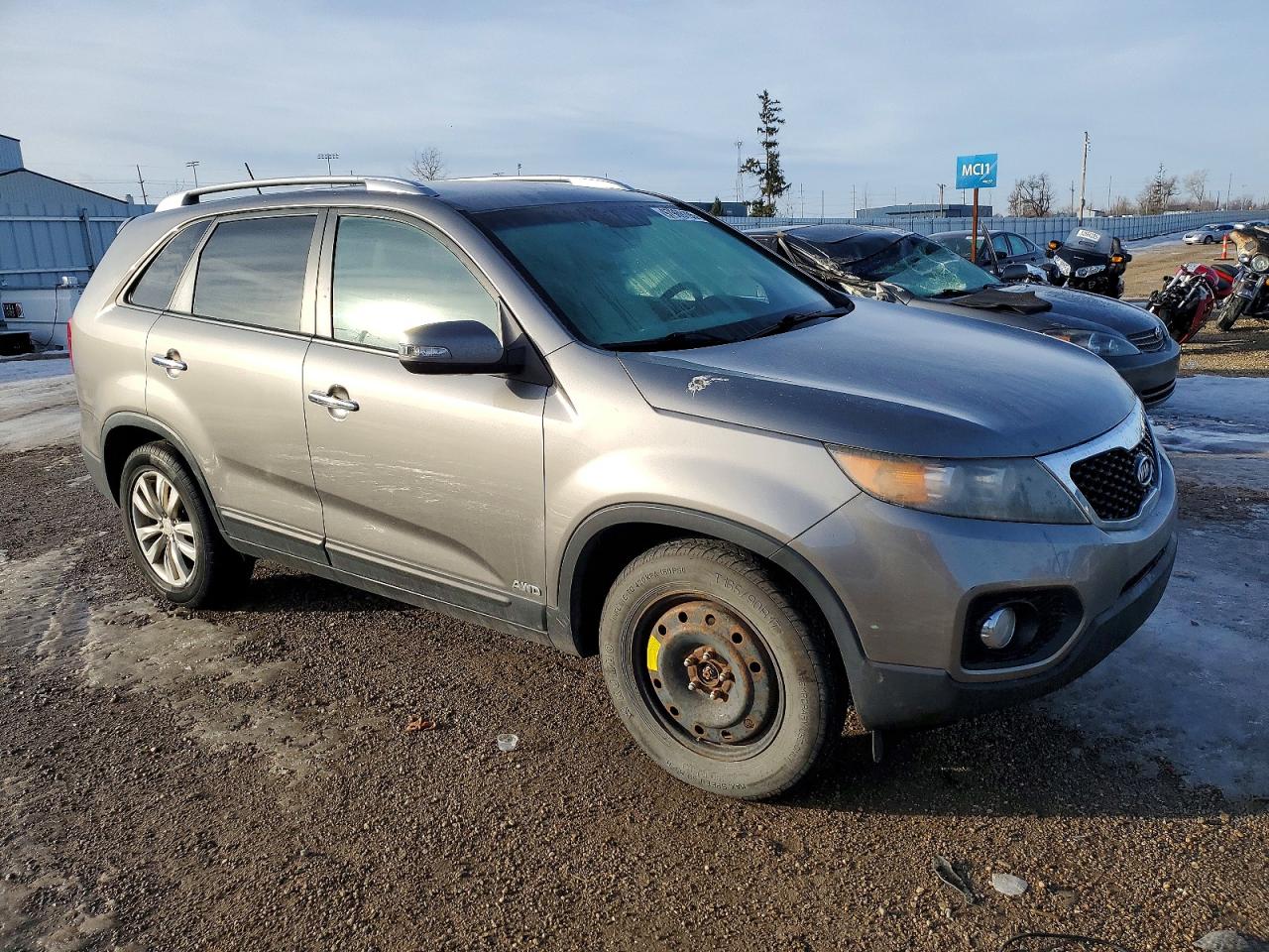 2011 KIA SORENTO EX photo 4