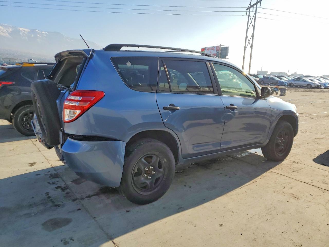 2012 TOYOTA RAV4 photo 3