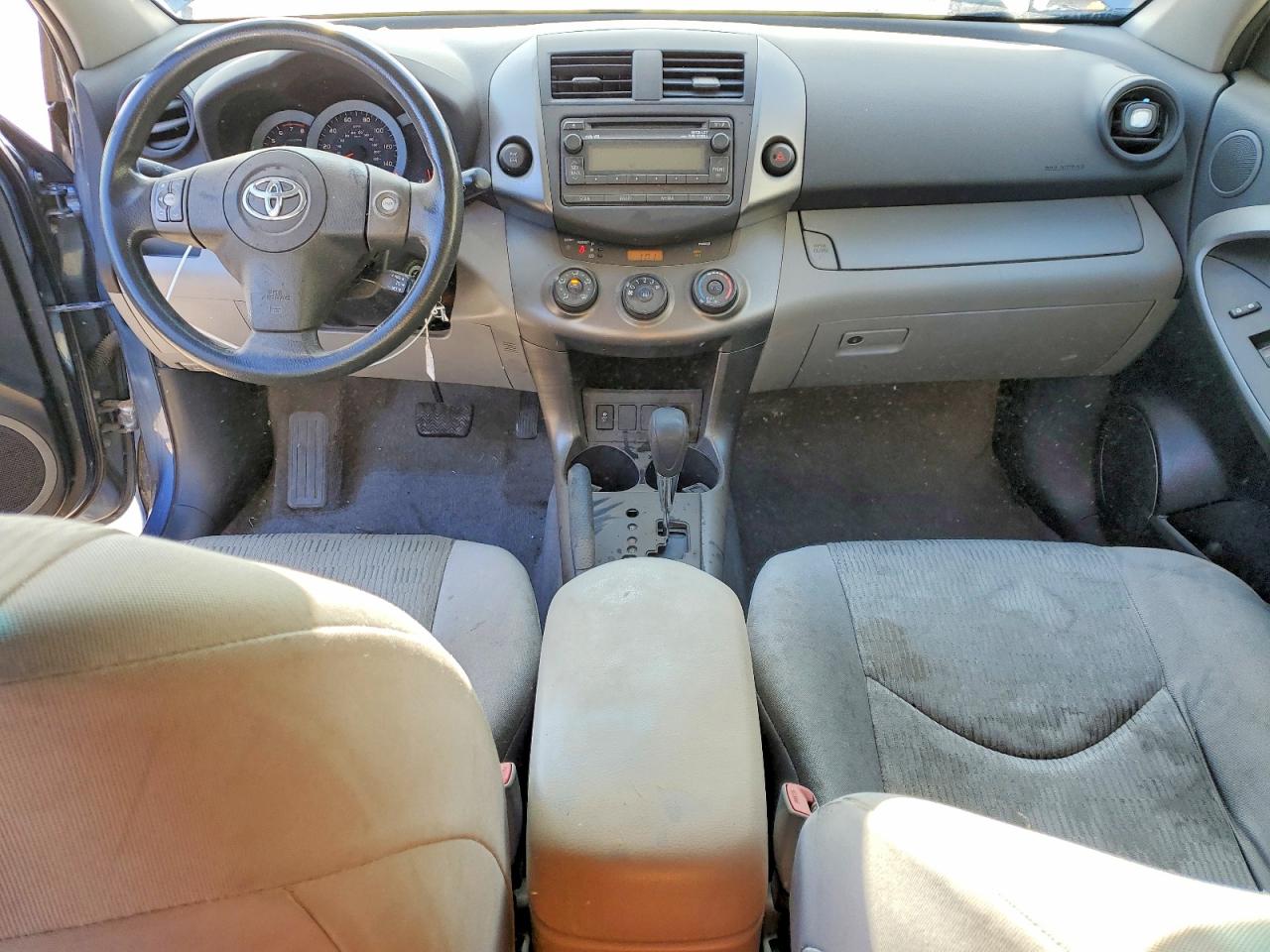 2012 TOYOTA RAV4 photo 8