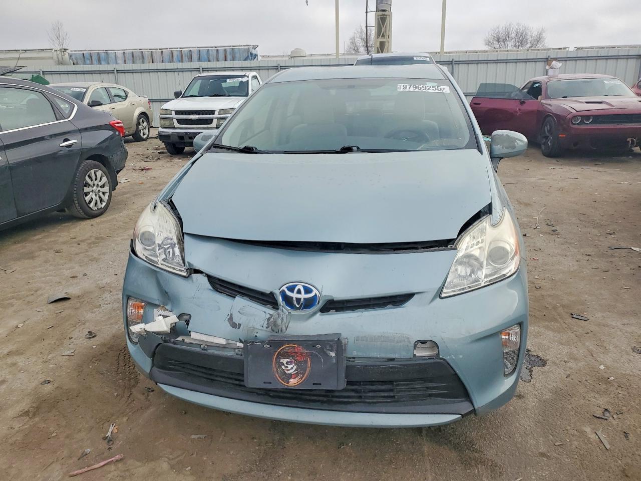 2015 TOYOTA PRIUS photo 13