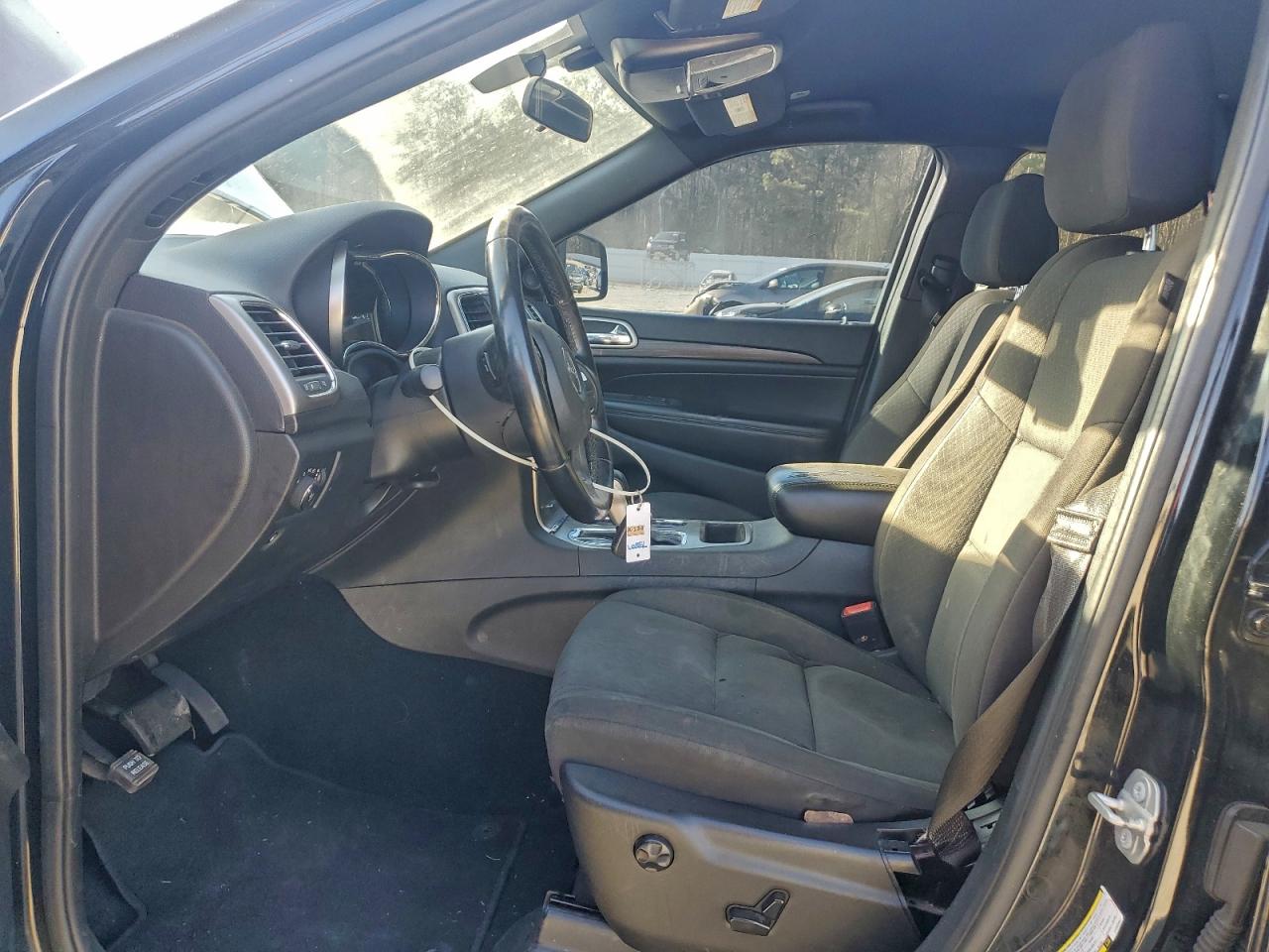 2020 JEEP GRAND CHEROKEE LAREDO photo 13