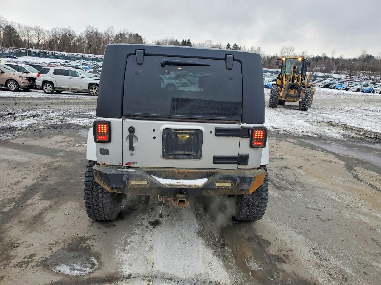 2007 JEEP WRANGLER SAHARA photo 6