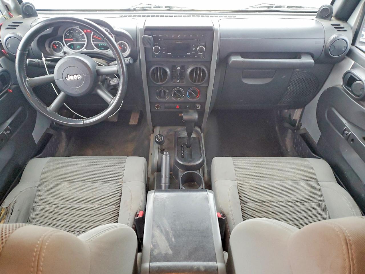 2007 JEEP WRANGLER SAHARA photo 8