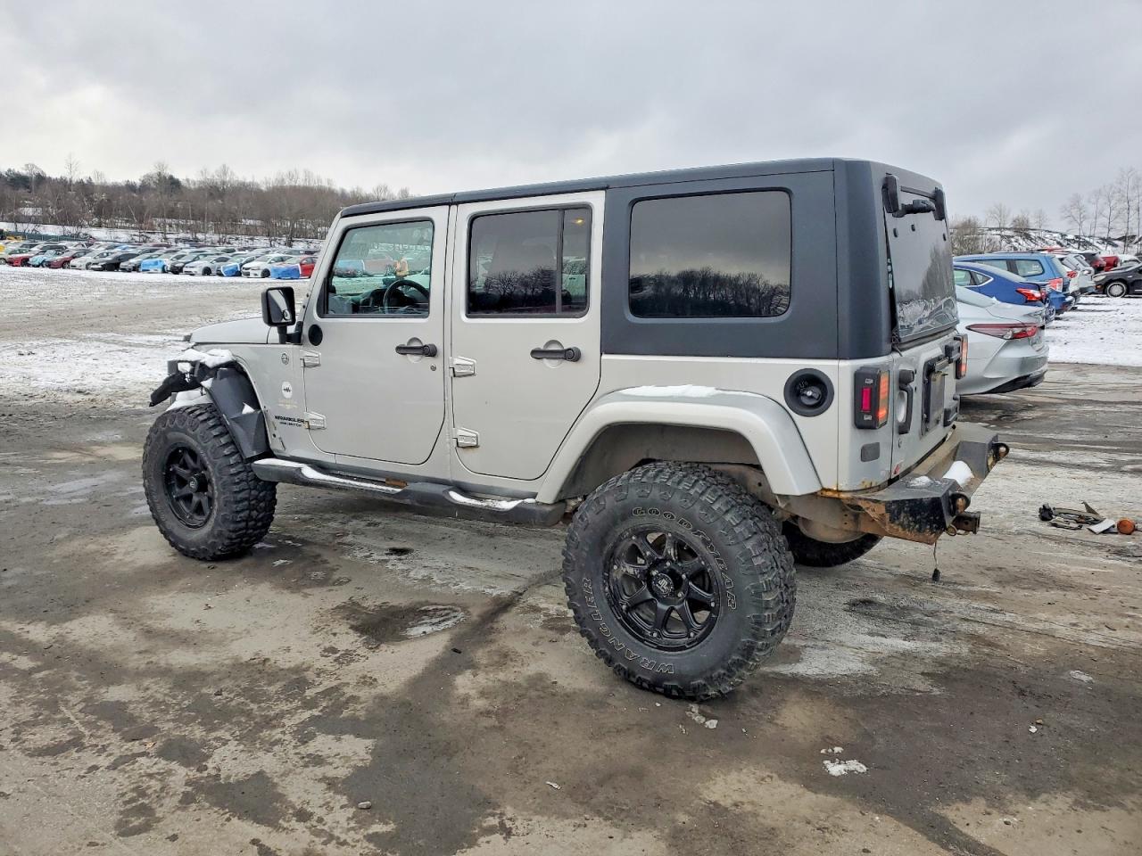 2007 JEEP WRANGLER SAHARA photo 2