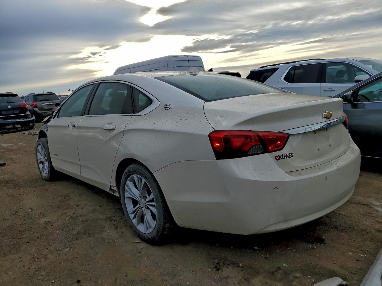 2014 CHEVROLET IMPALA LT photo 2