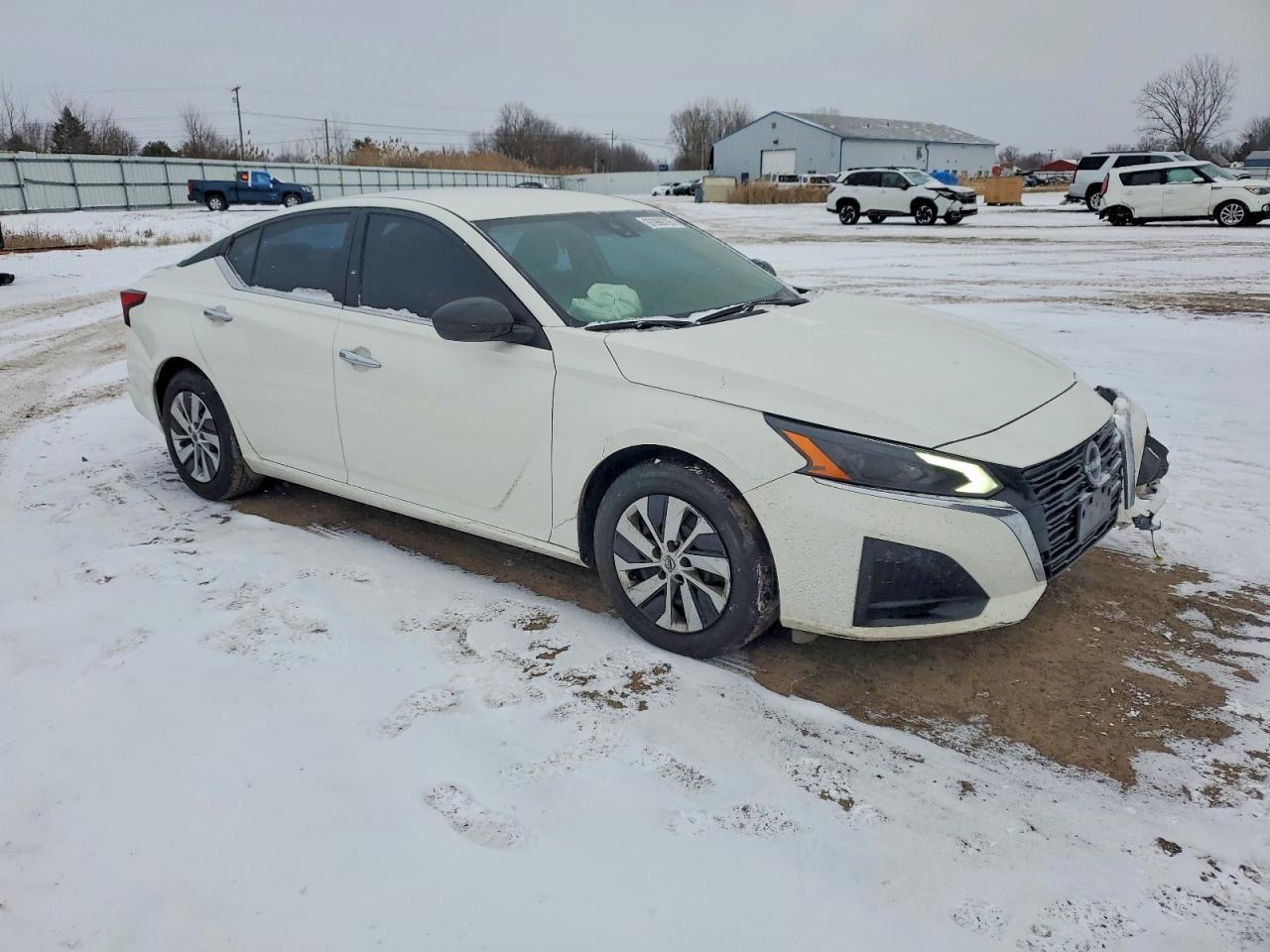 2024 NISSAN ALTIMA S photo 4