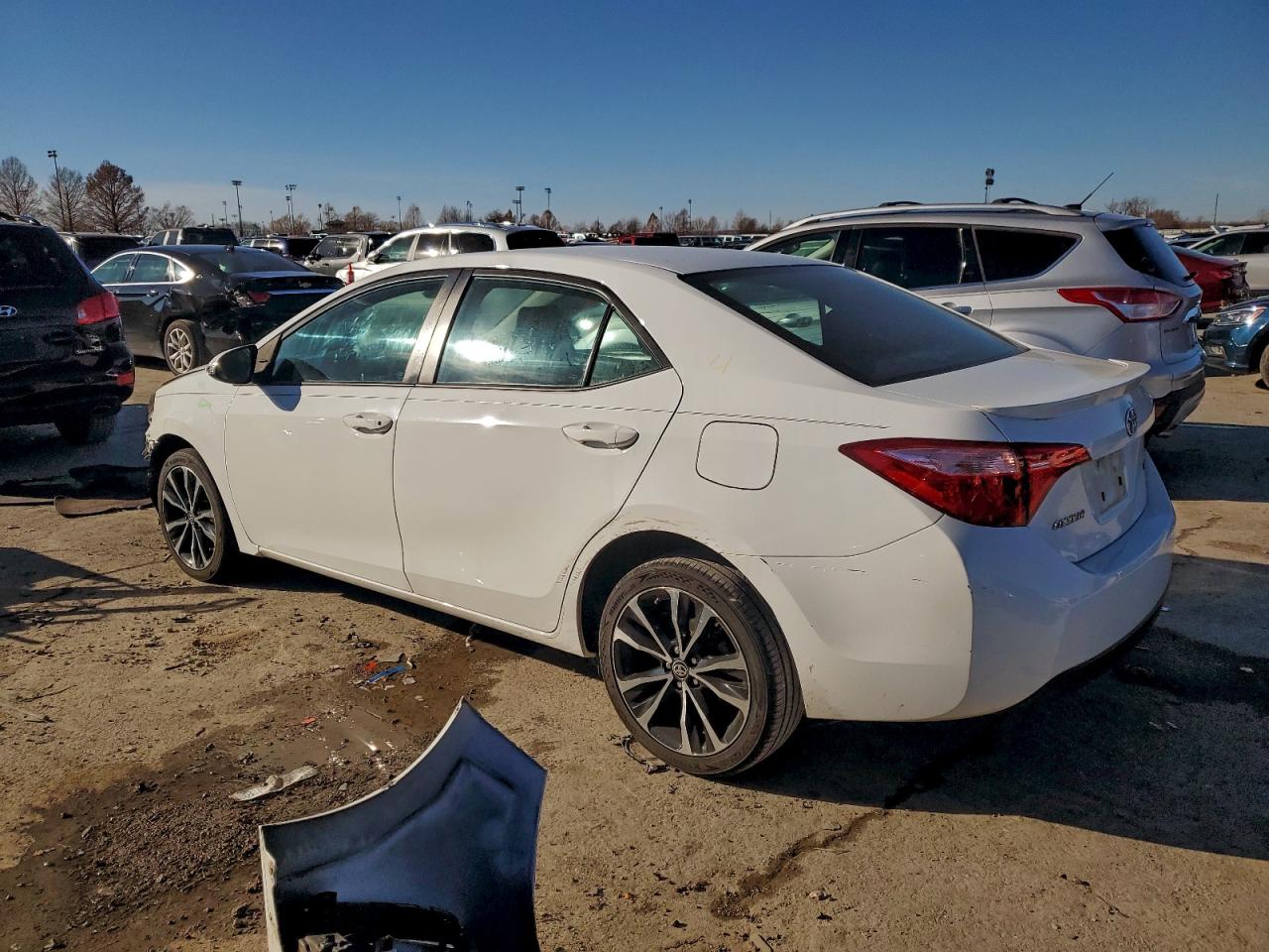 2017 TOYOTA COROLLA L photo 2