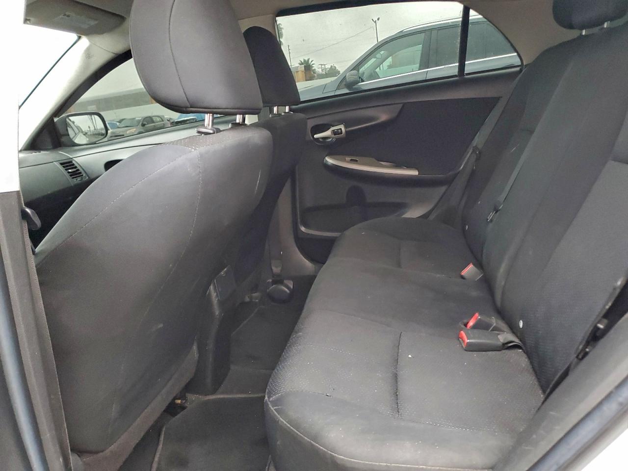 2010 TOYOTA COROLLA BASE photo 10