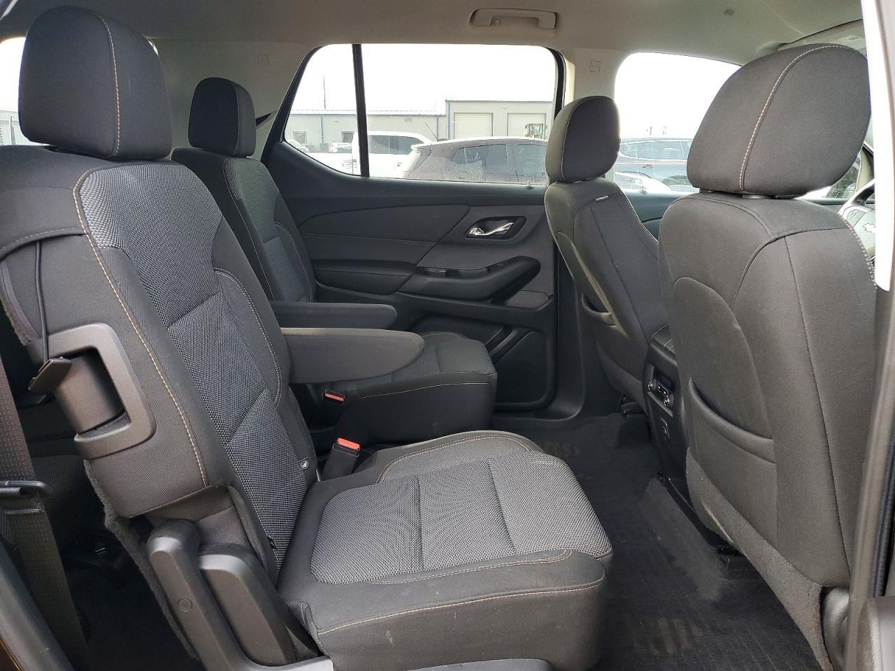 2020 CHEVROLET TRAVERSE LT photo 11