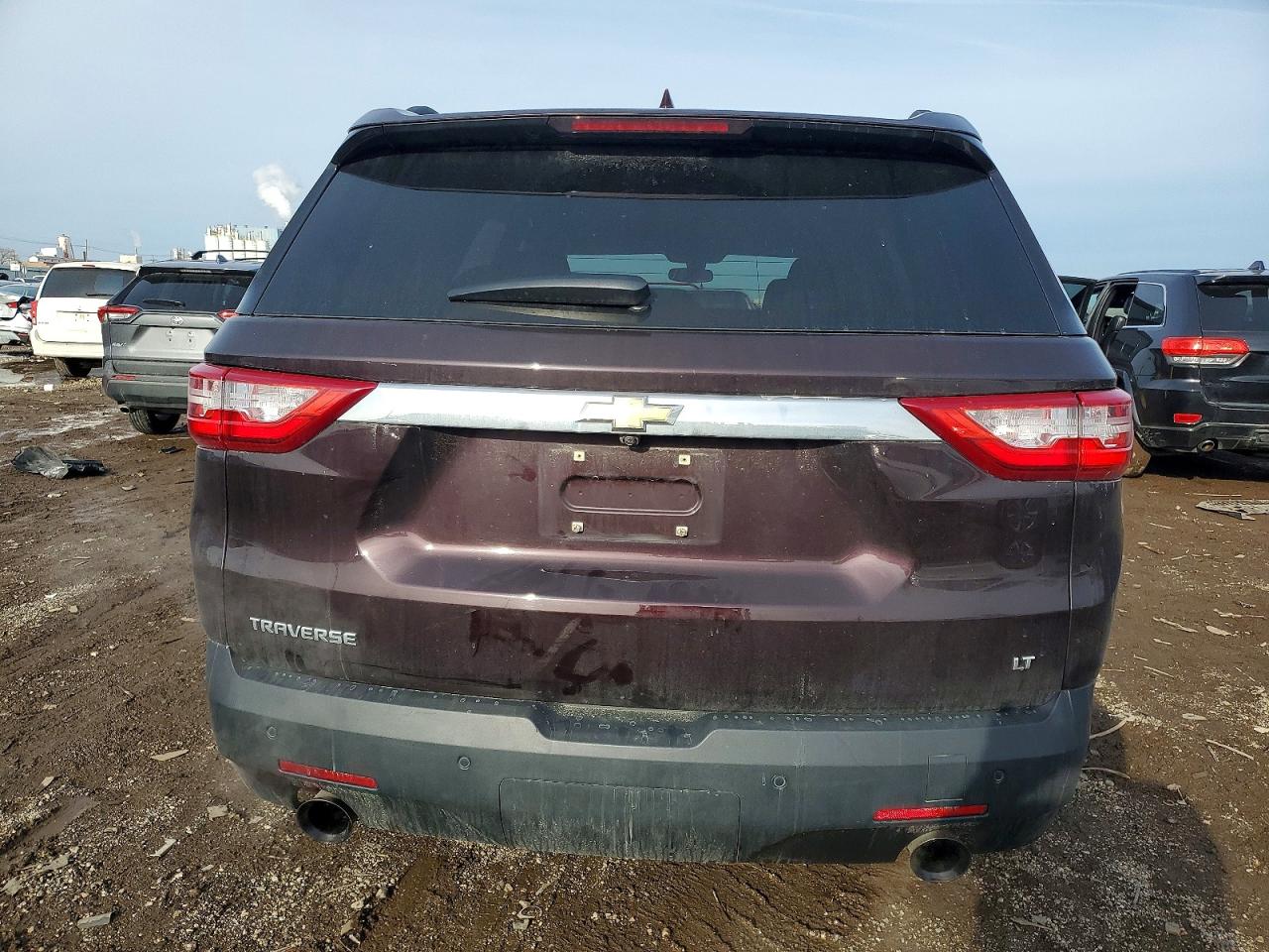 2020 CHEVROLET TRAVERSE LT photo 6
