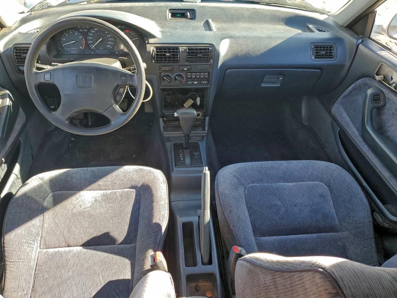 1993 HONDA ACCORD LX photo 8