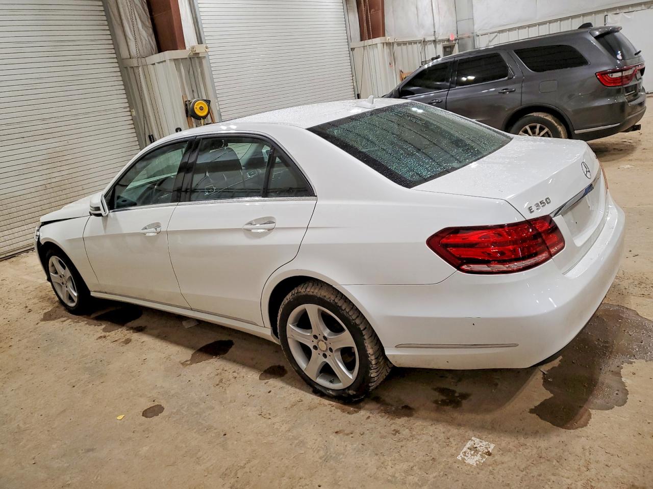 2014 MERCEDES-BENZ E 350 4MATIC photo 2