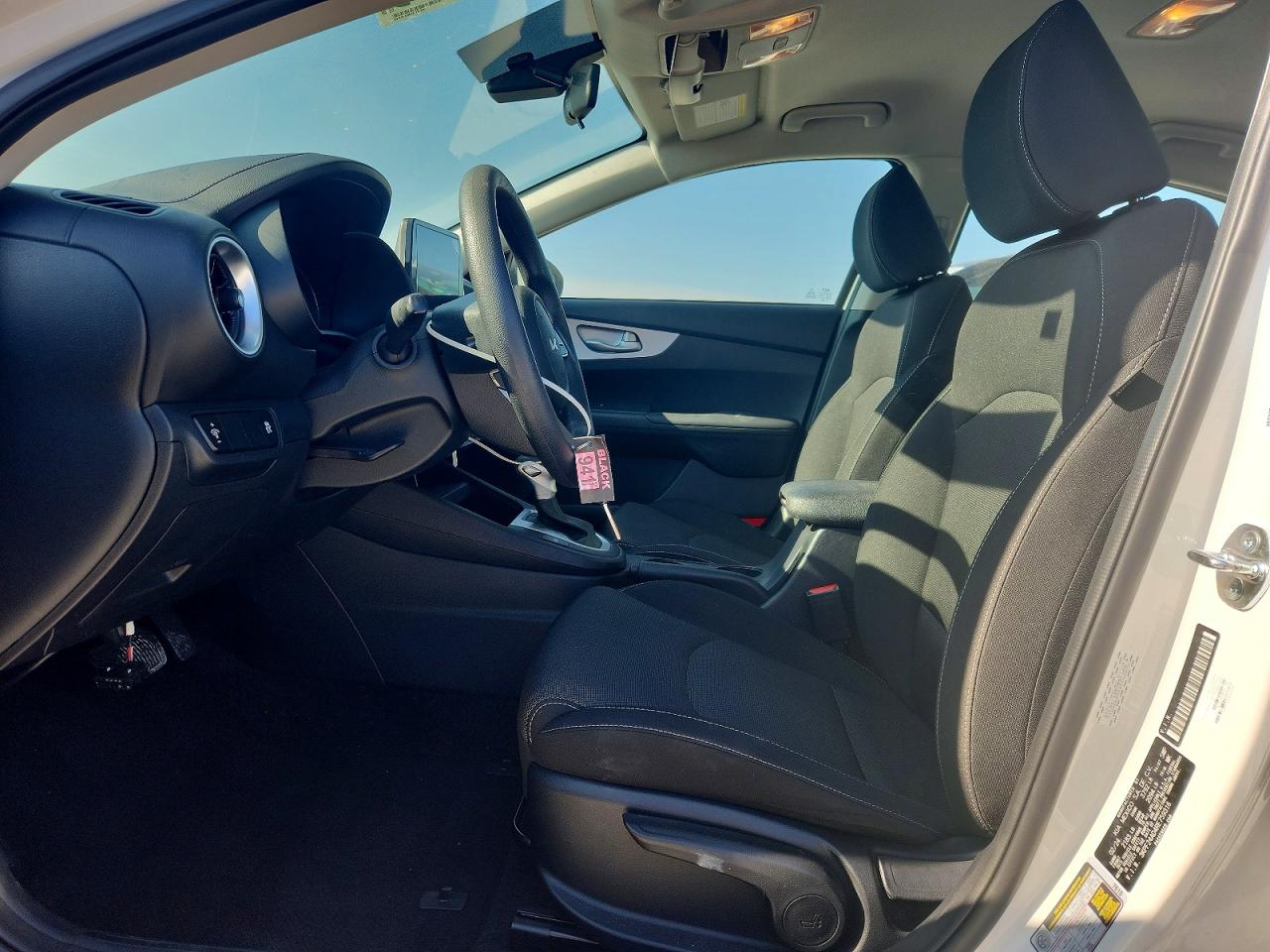 2024 KIA FORTE LXS photo 19