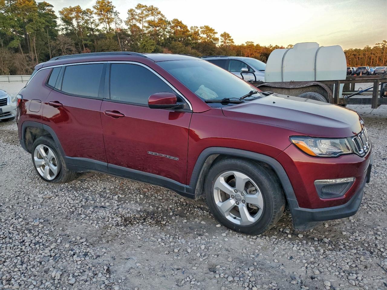 2021 JEEP COMPASS LATITUDE photo 4