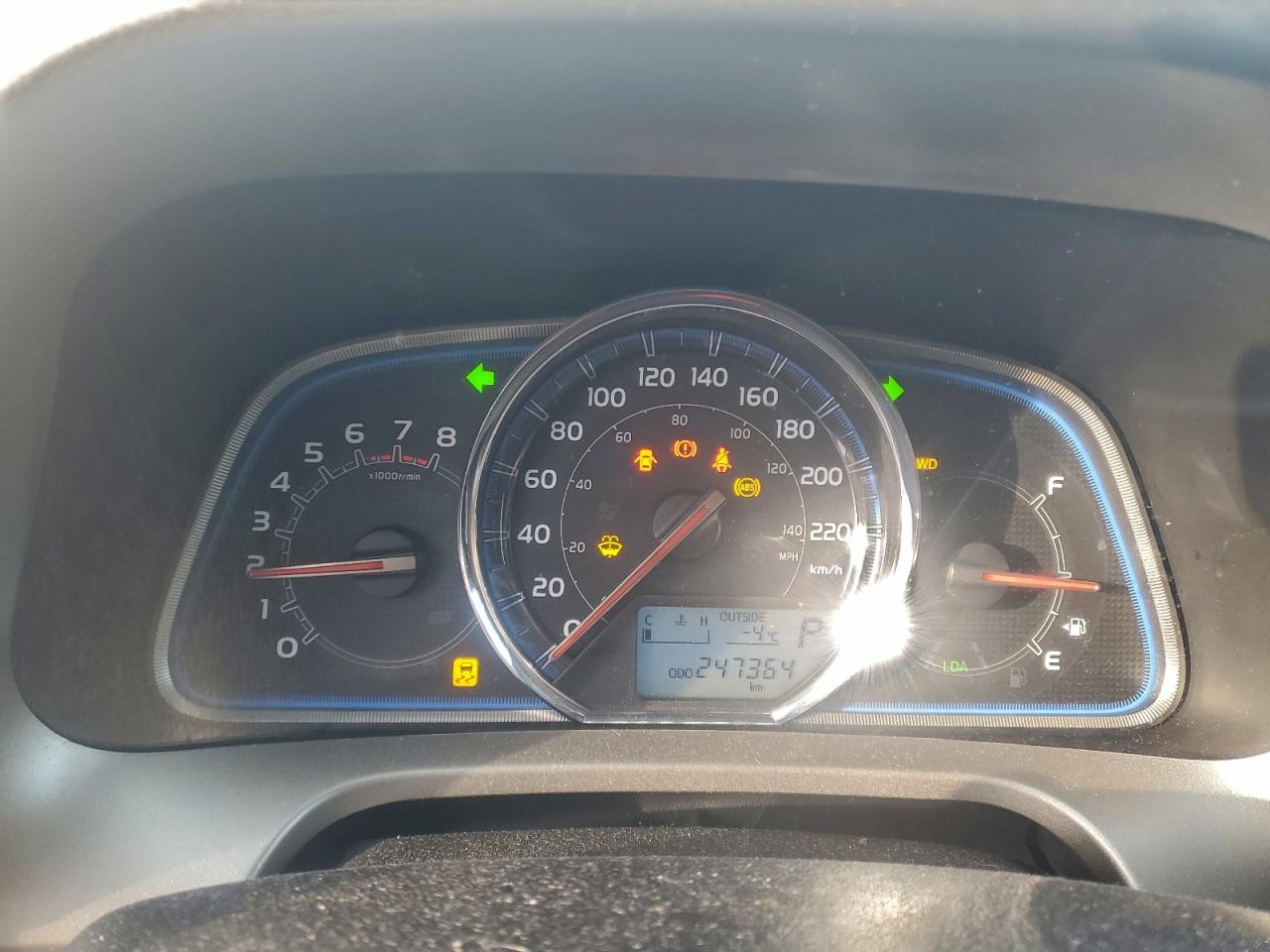 2015 TOYOTA RAV4 LIMITED photo 9
