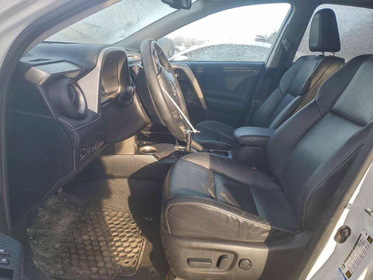 2015 TOYOTA RAV4 LIMITED photo 7