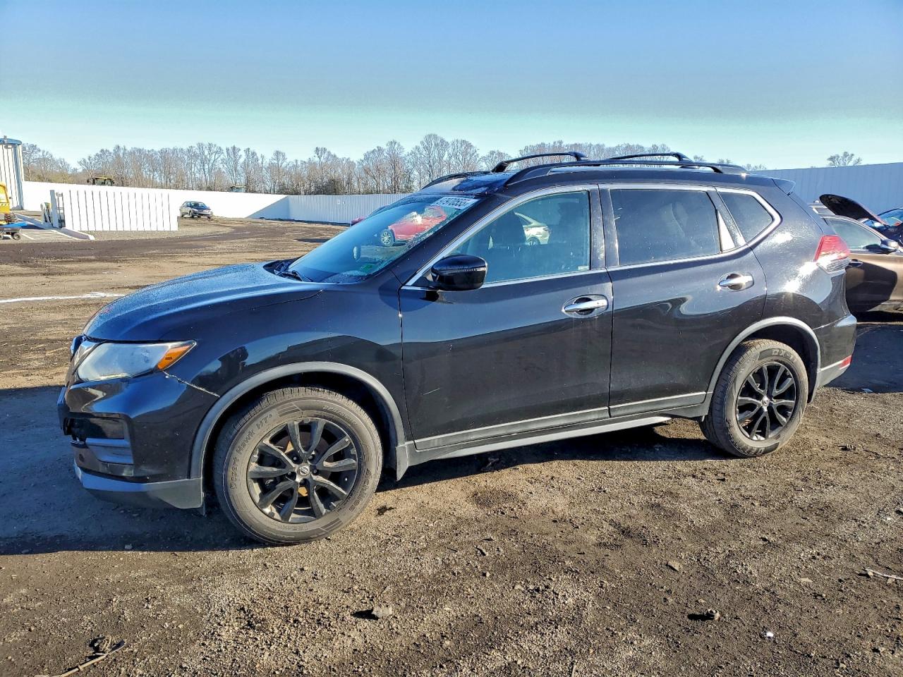 2017 NISSAN ROGUE