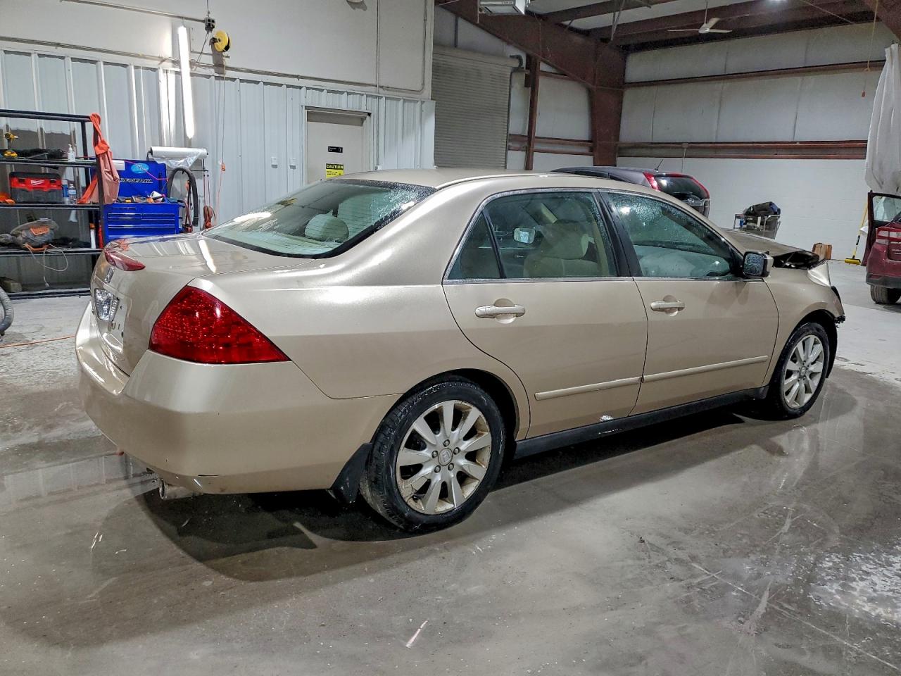 2006 HONDA ACCORD LX photo 5