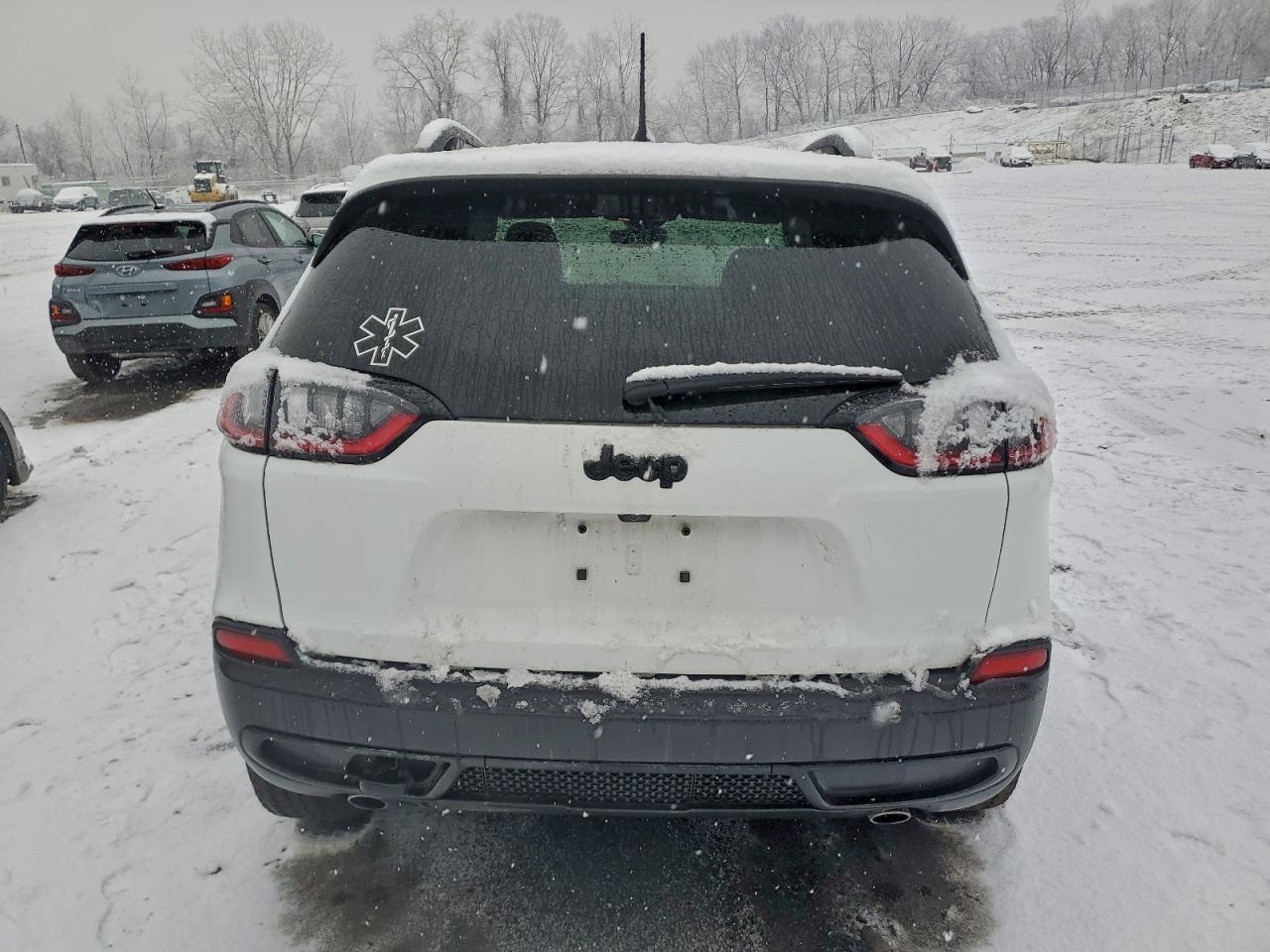 2022 JEEP CHEROKEE LATITUDE photo 6