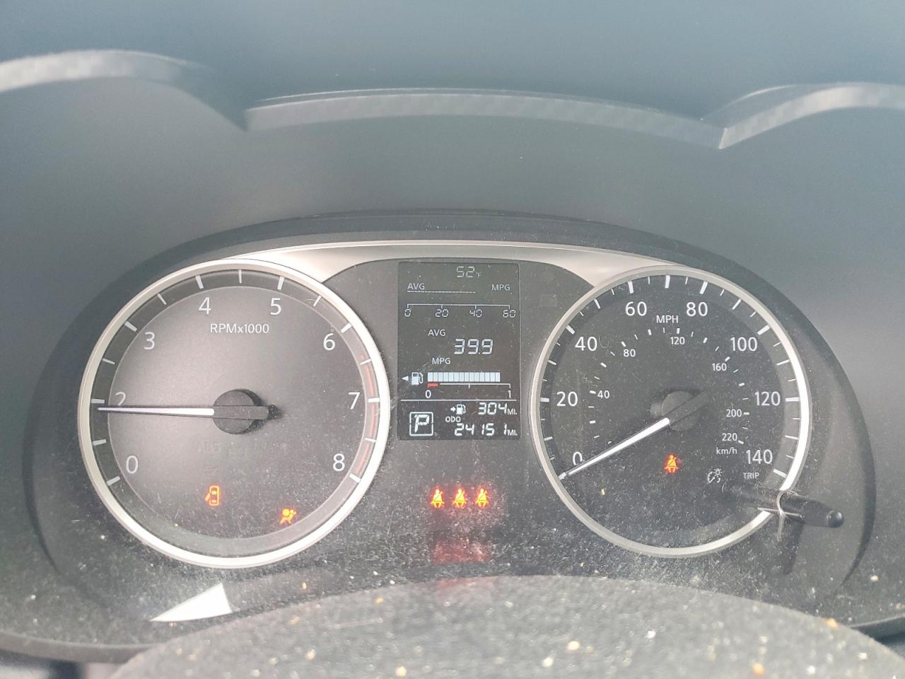 2025 NISSAN VERSA S photo 9