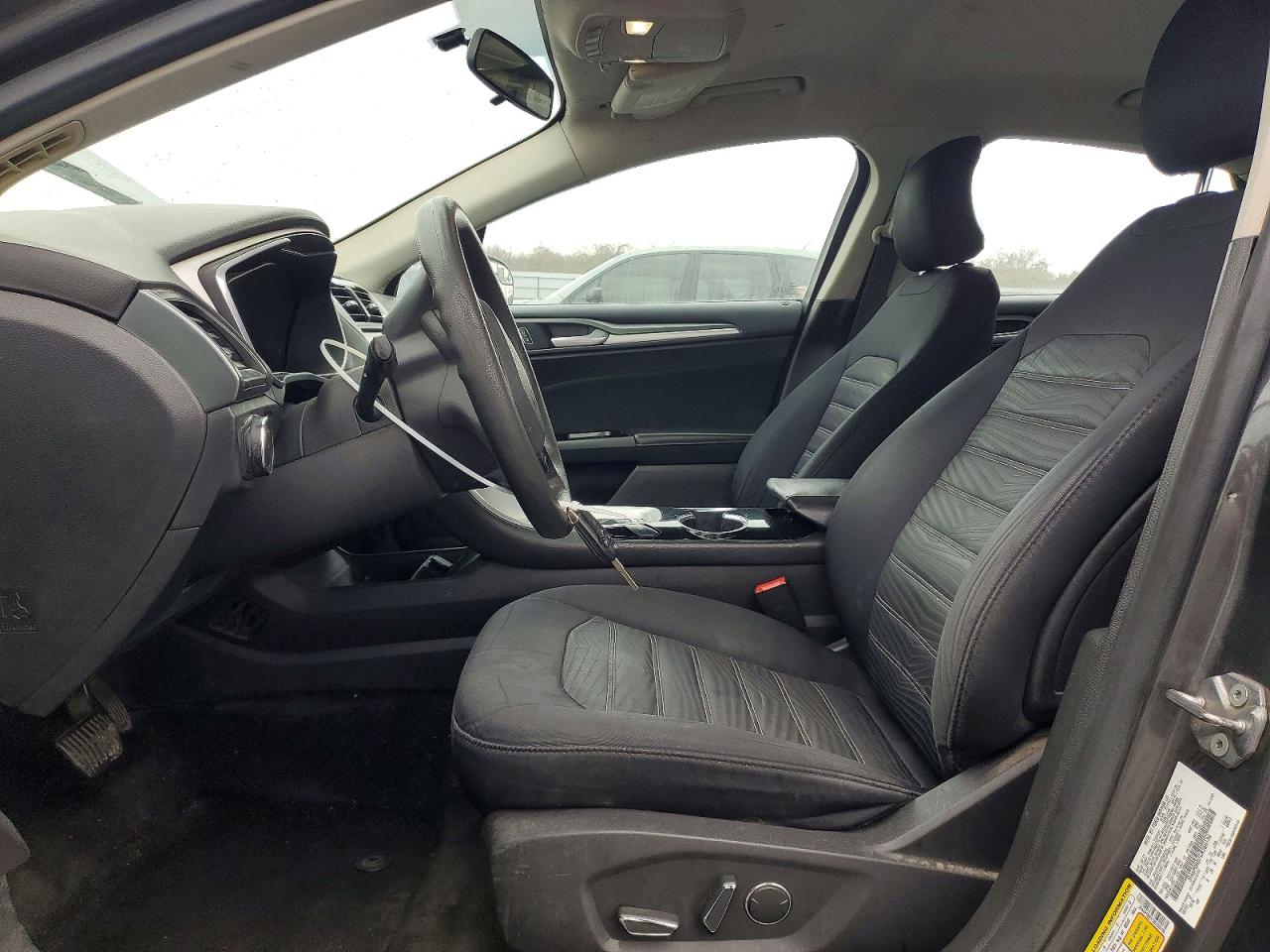2016 FORD FUSION SE photo 7