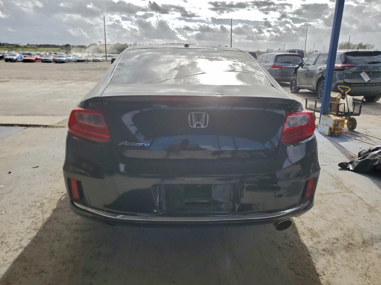 2013 HONDA ACCORD EXL photo 6