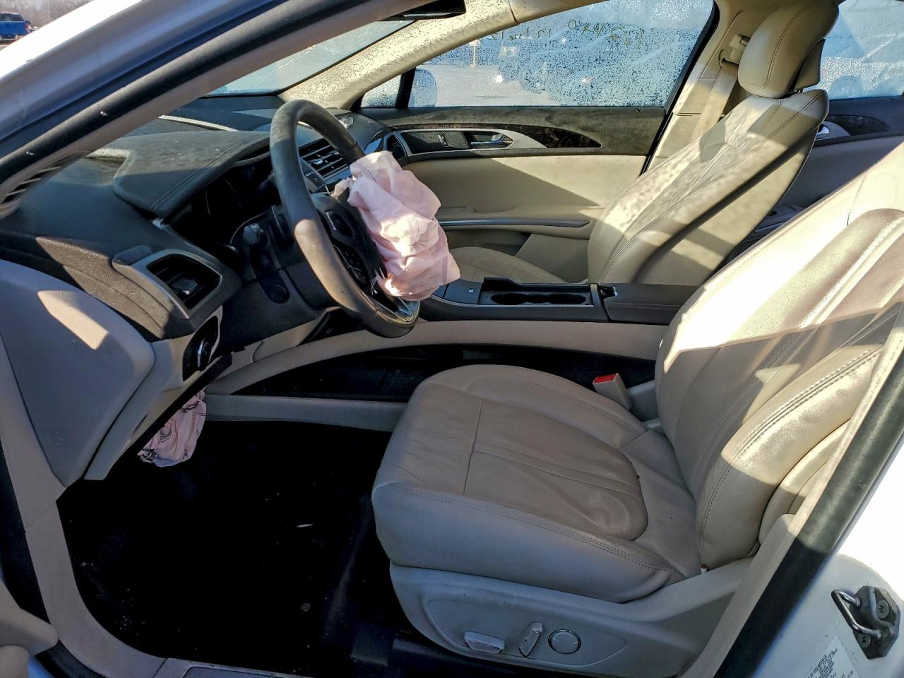2016 LINCOLN MKZ photo 7