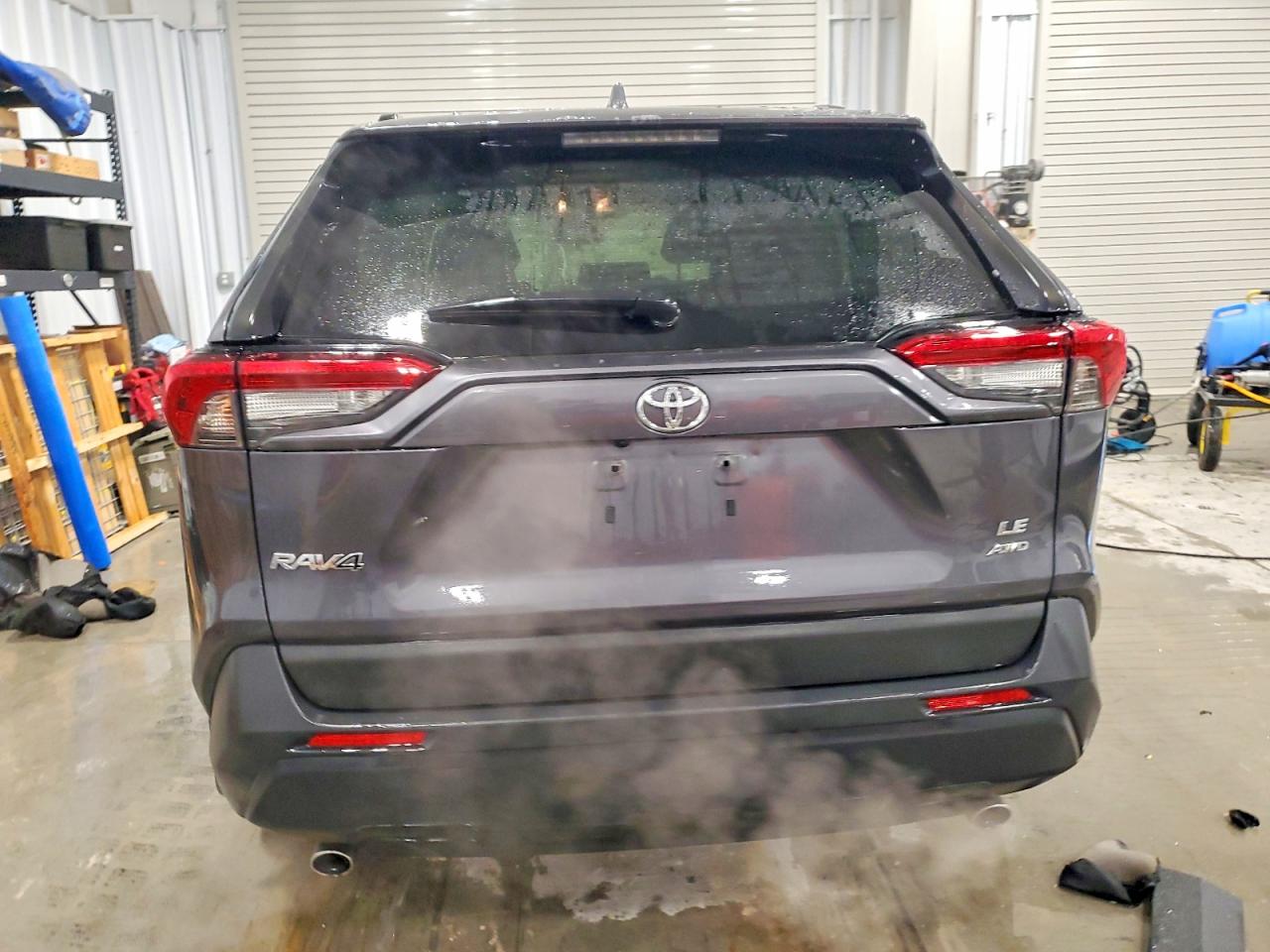 2019 TOYOTA RAV4 LE photo 6