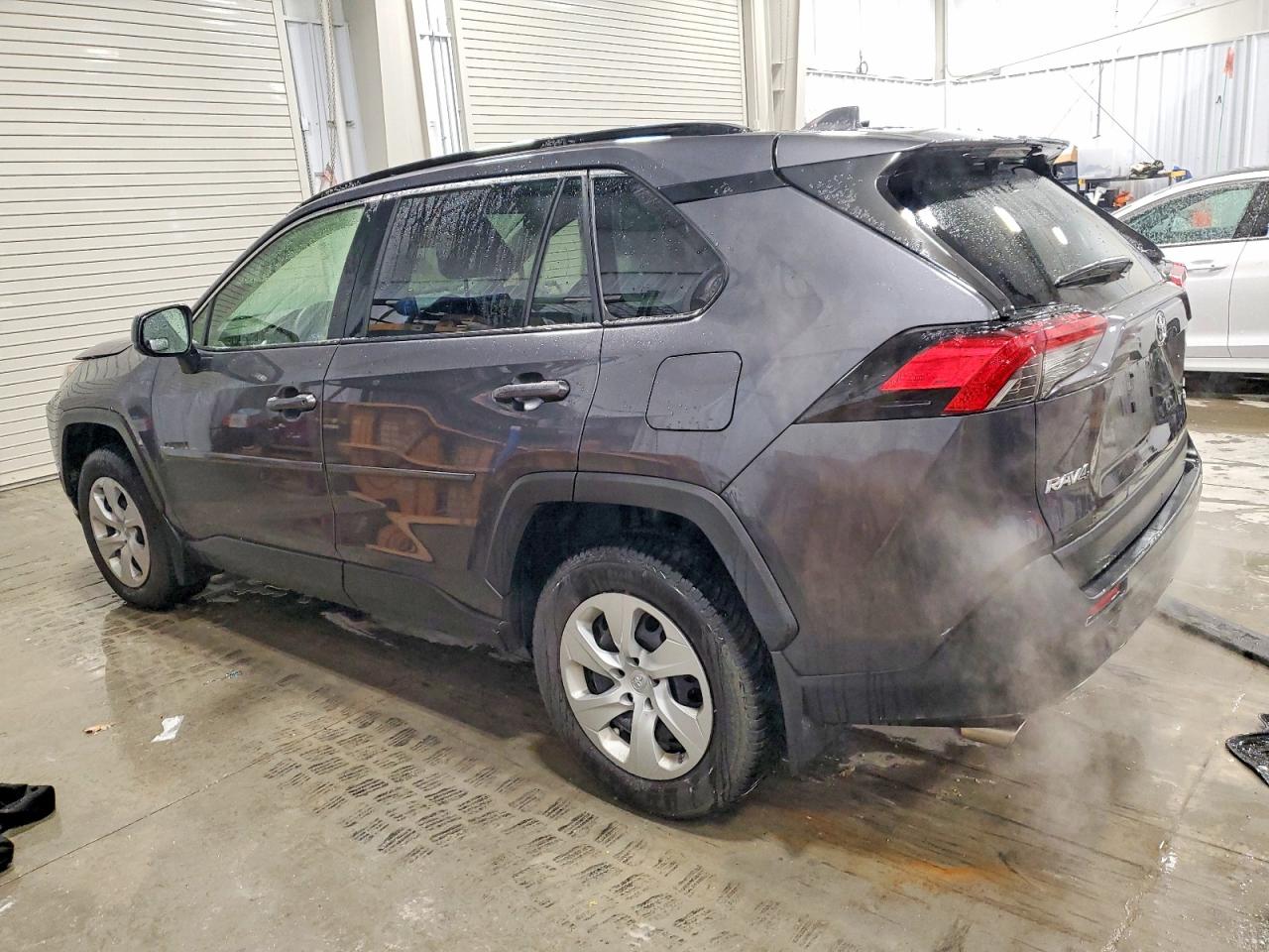 2019 TOYOTA RAV4 LE photo 2