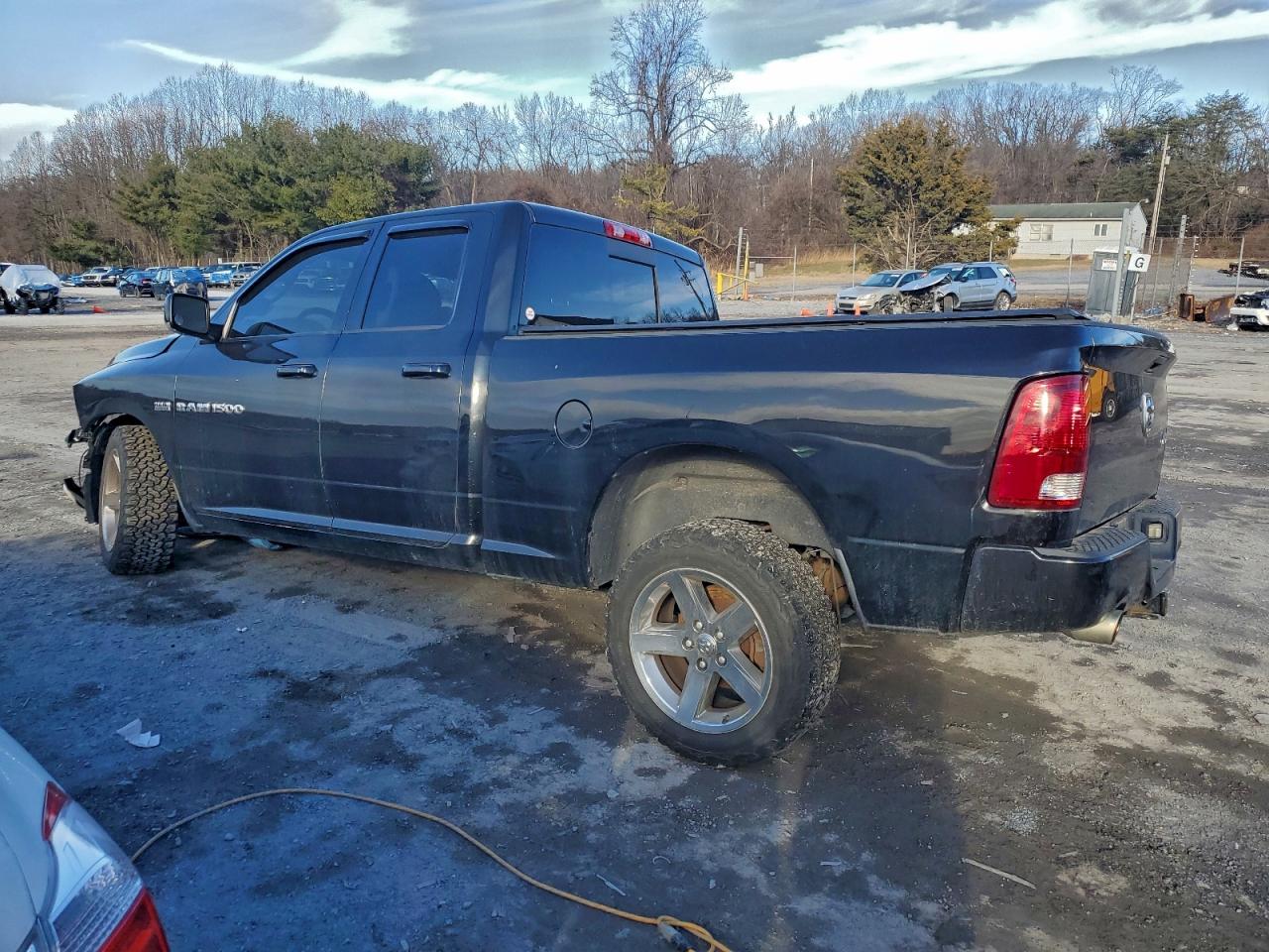 2011 DODGE RAM 1500 photo 2
