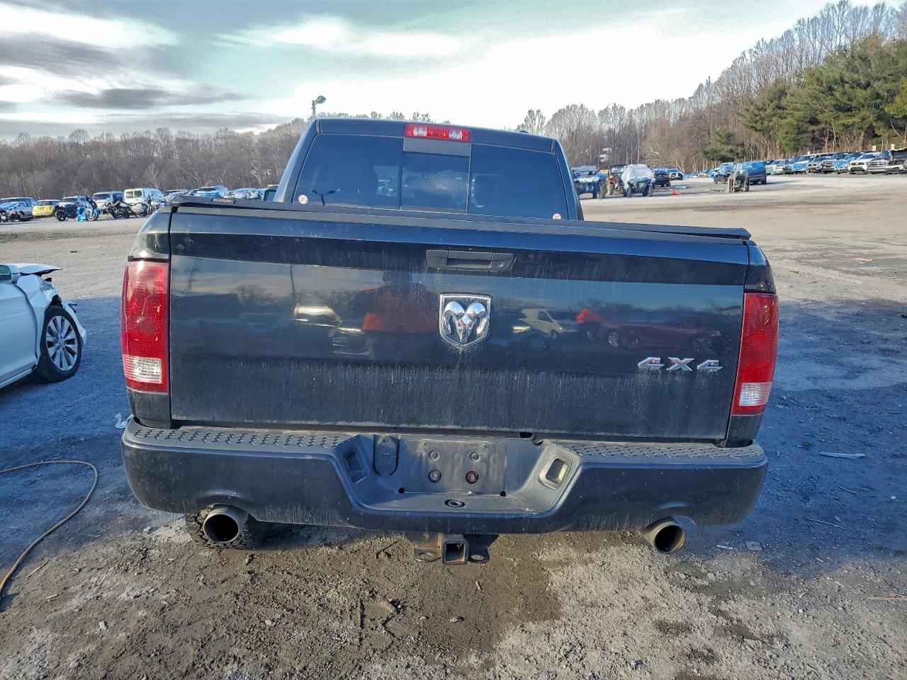 2011 DODGE RAM 1500 photo 6