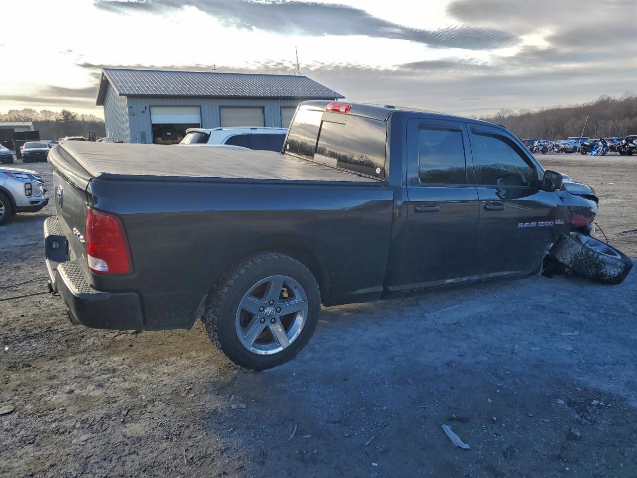 2011 DODGE RAM 1500 photo 3
