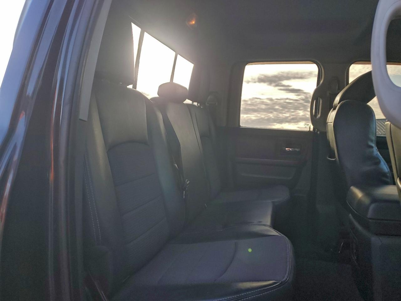 2011 DODGE RAM 1500 photo 10