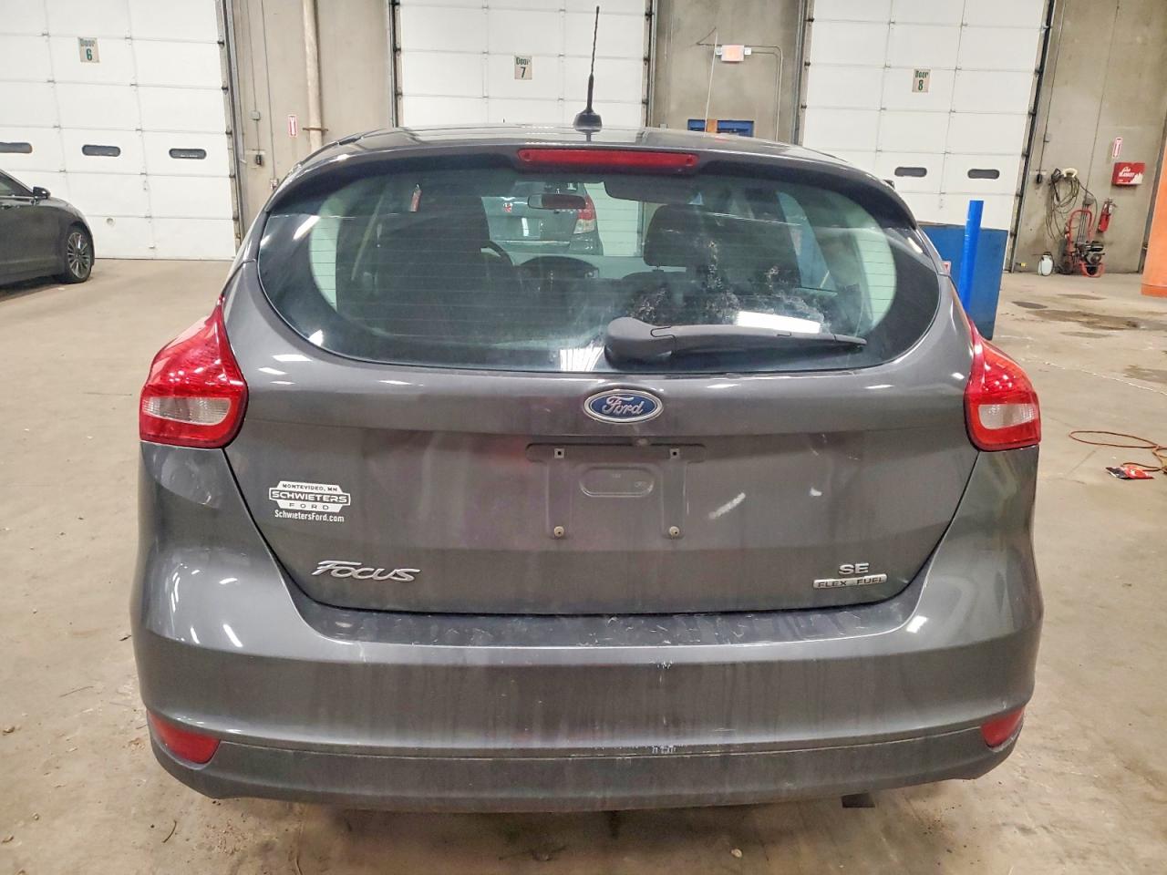 2015 FORD FOCUS SE photo 6