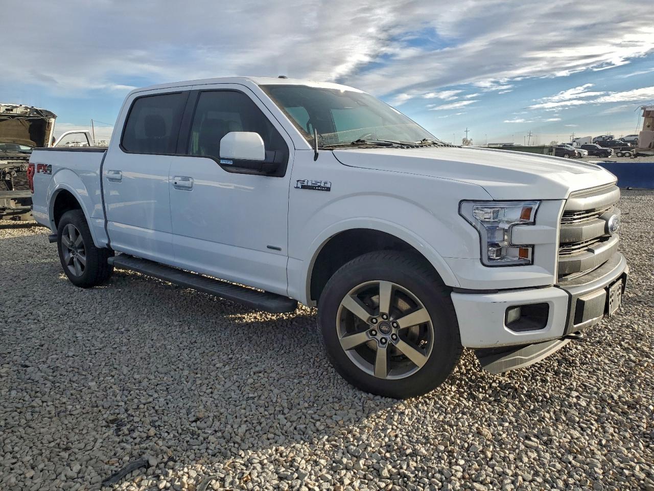 2015 FORD F150 SUPERCREW photo 4