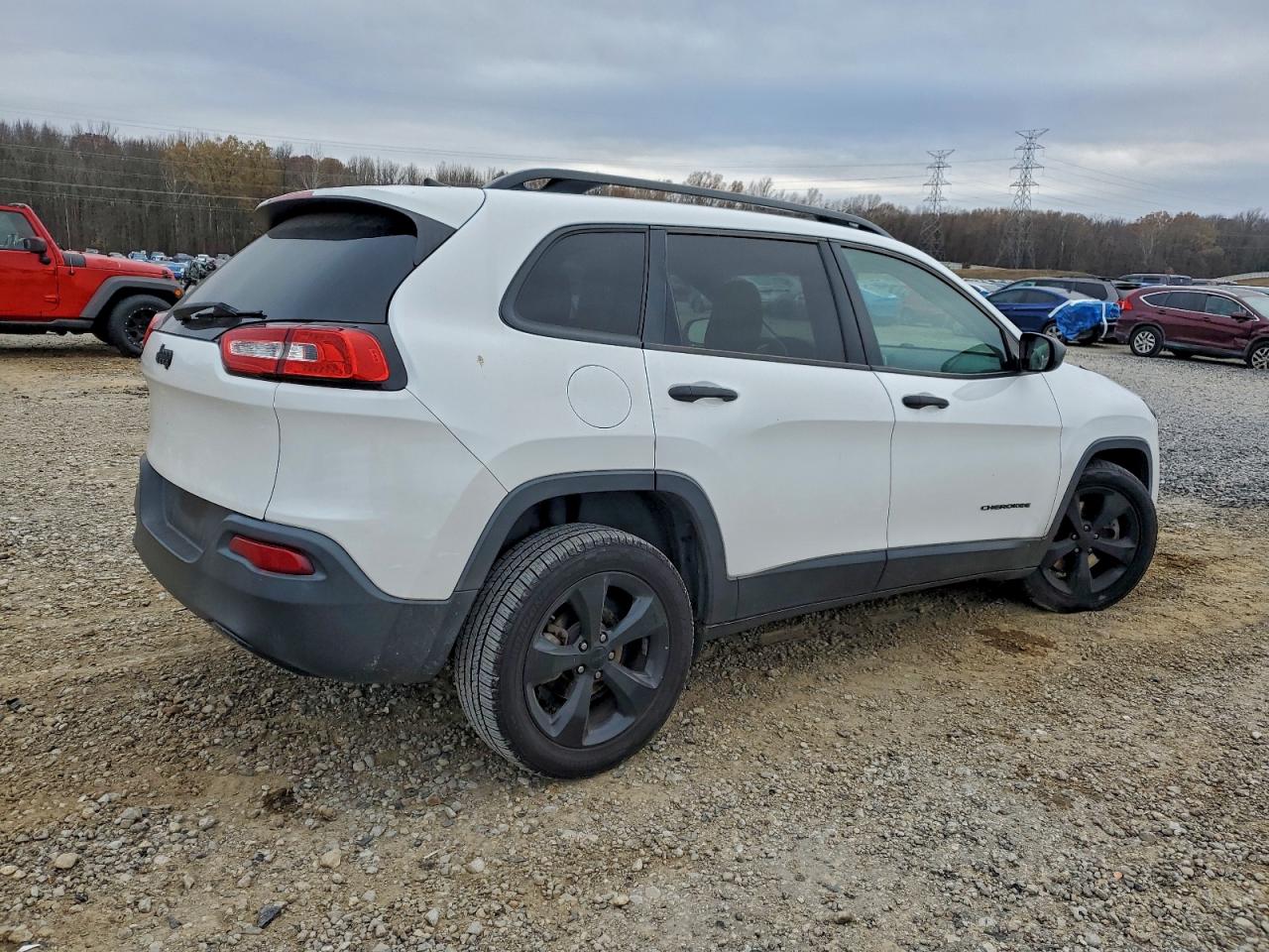 2017 JEEP CHEROKEE SPORT photo 3
