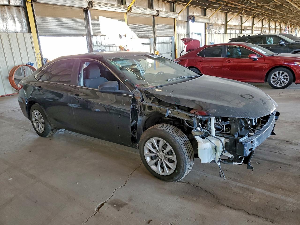 2017 TOYOTA CAMRY HYBRID photo 4