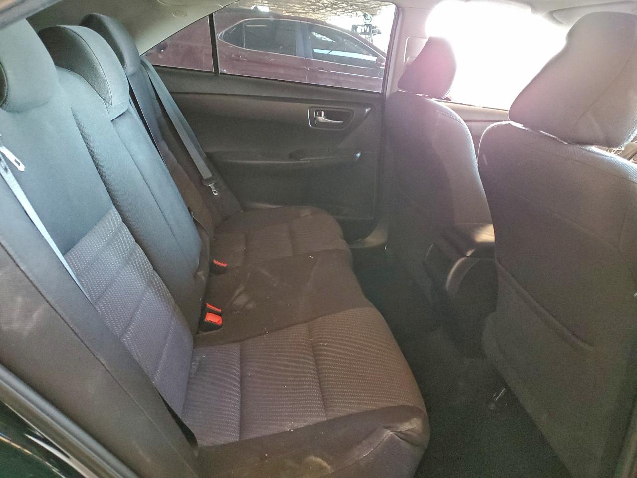 2017 TOYOTA CAMRY HYBRID photo 10