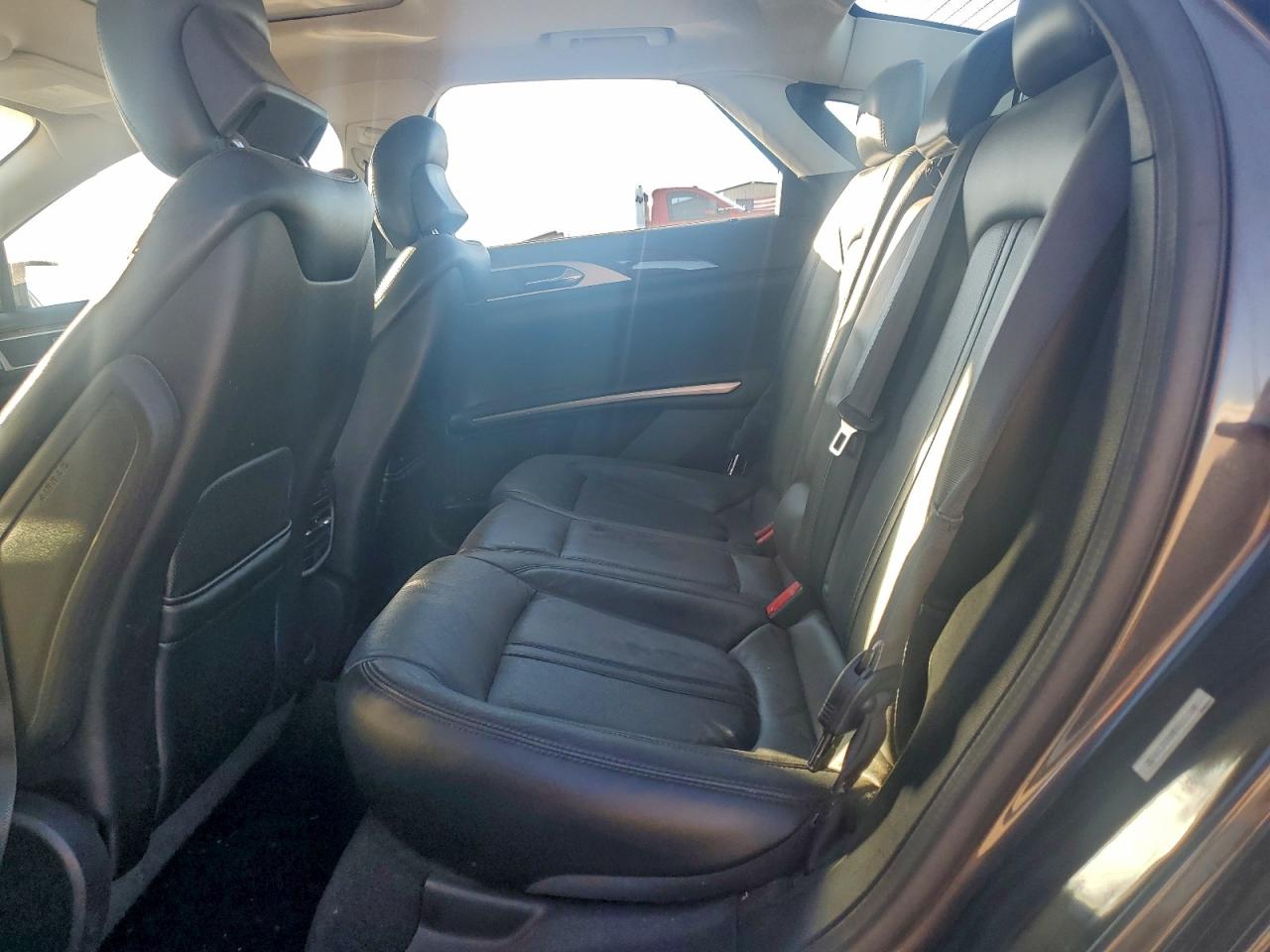 2015 LINCOLN MKZ photo 10