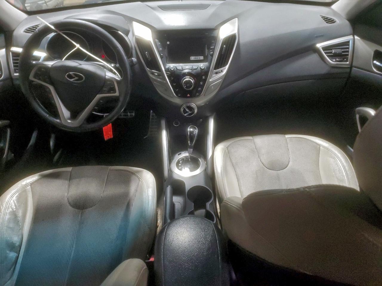 2012 HYUNDAI VELOSTER photo 15